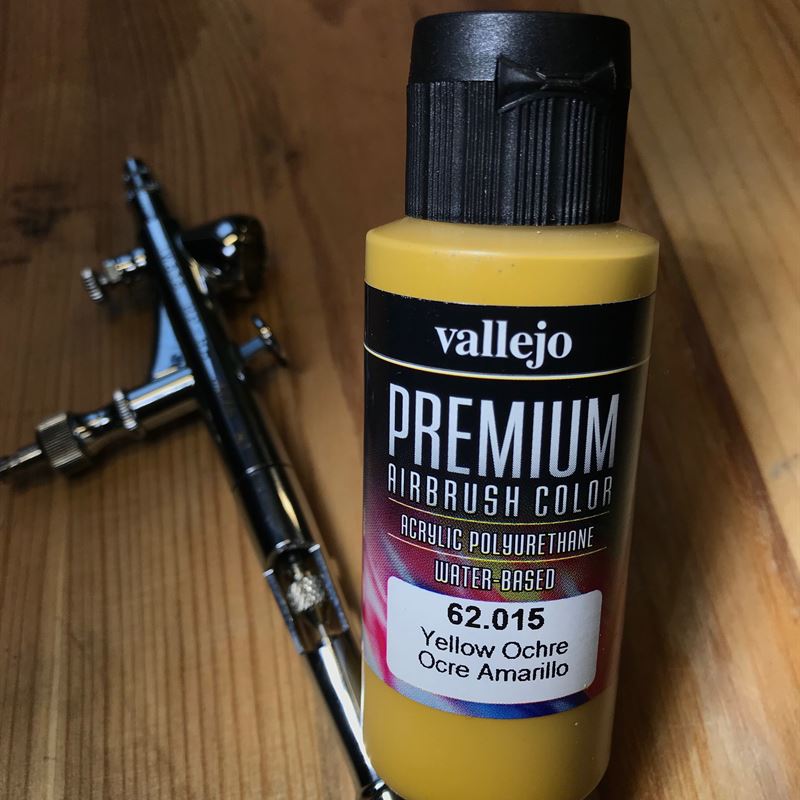 Краска Vallejo Premium Yellow Ochre 