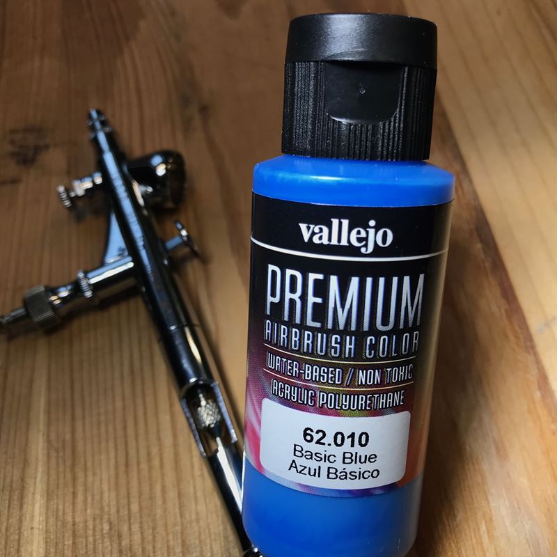 Краска Vallejo Premium Basic Blue 